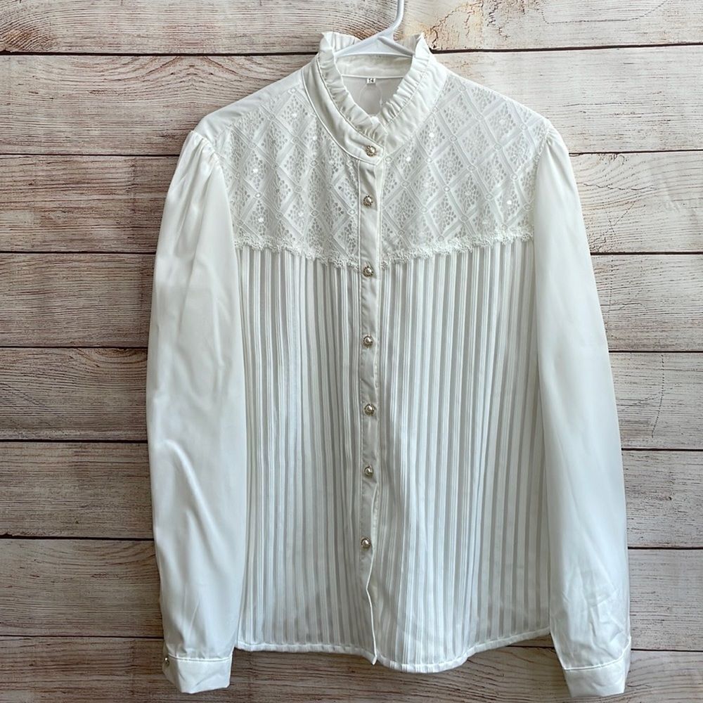 NEW WITH TAGS VINTAGE VICTORIAN STYLE CHIFFON BLOUSE IN CREAM